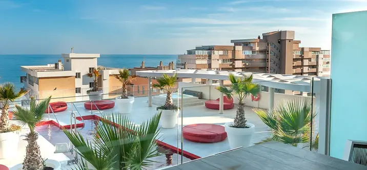 Venta de apartamento en planta media en Fuengirola 0