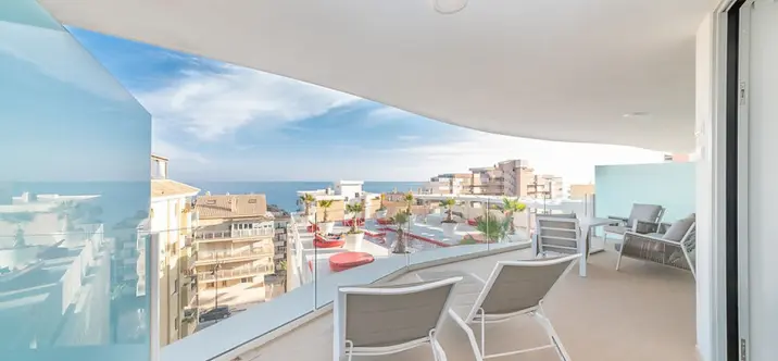 Venta de apartamento en planta media en Fuengirola 3