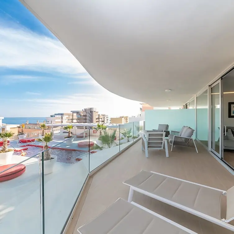 Продажа апартаментов на среднем этаже в Fuengirola
