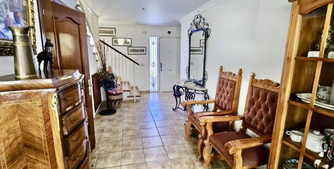 Sale of detached villa in Alhaurín de la Torre 5