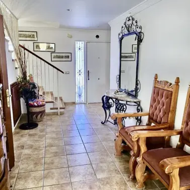 Продажа  отдельно стоящей виллы в Alhaurín de la Torre