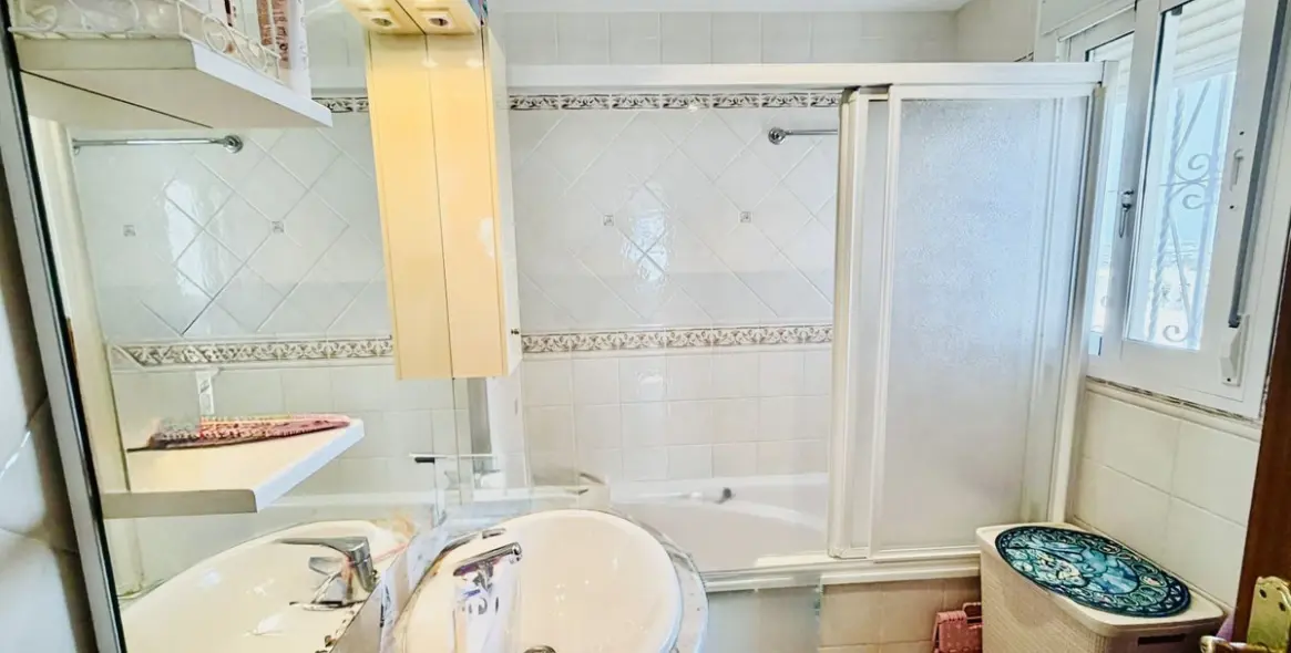 Sale of detached villa in Alhaurín de la Torre 10