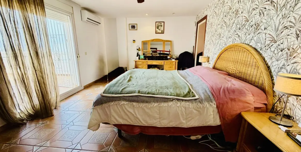 Sale of detached villa in Alhaurín de la Torre 13