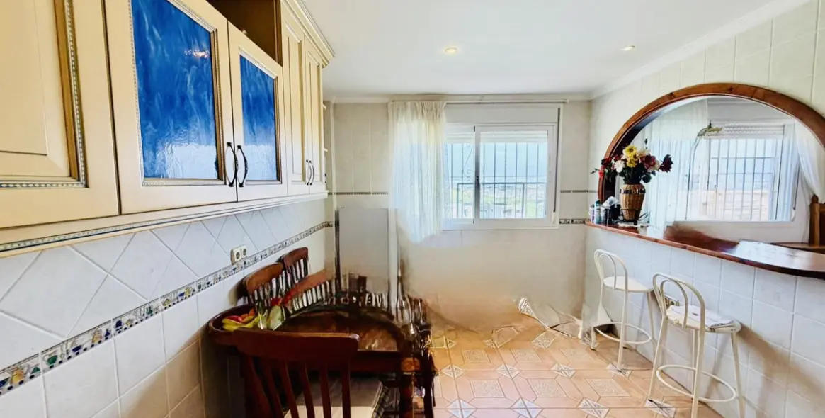 Sale of detached villa in Alhaurín de la Torre 16