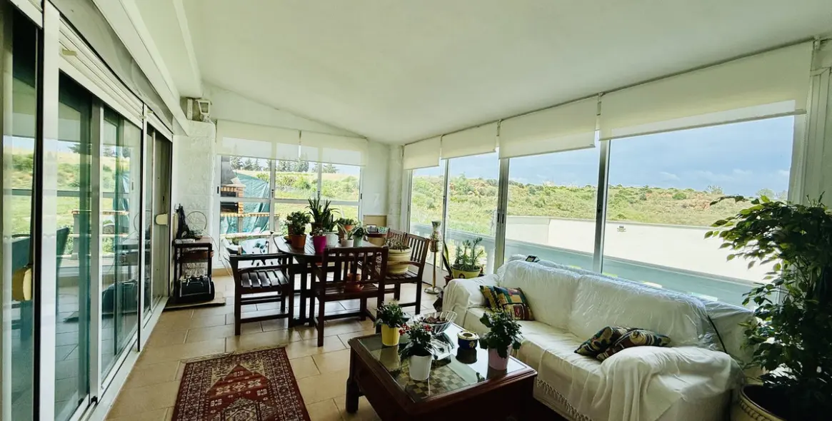 Sale of detached villa in Alhaurín de la Torre 17