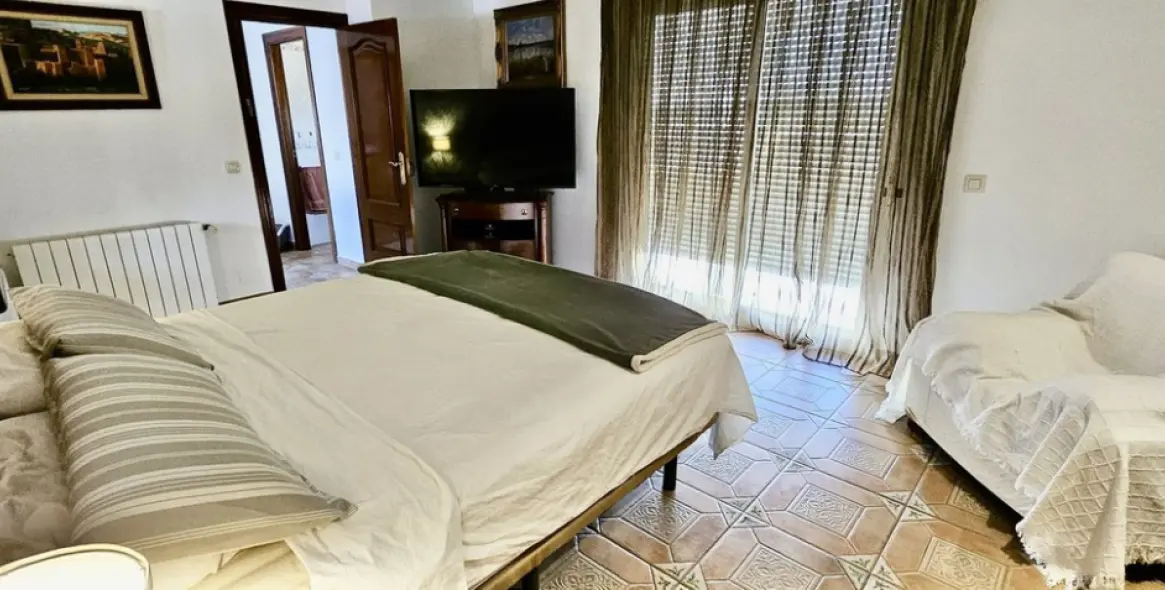 Sale of detached villa in Alhaurín de la Torre 38