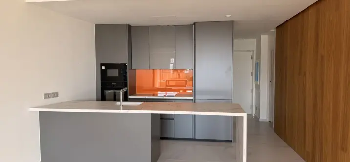 Продажа апартаментов на первом этаже в Higueron 2