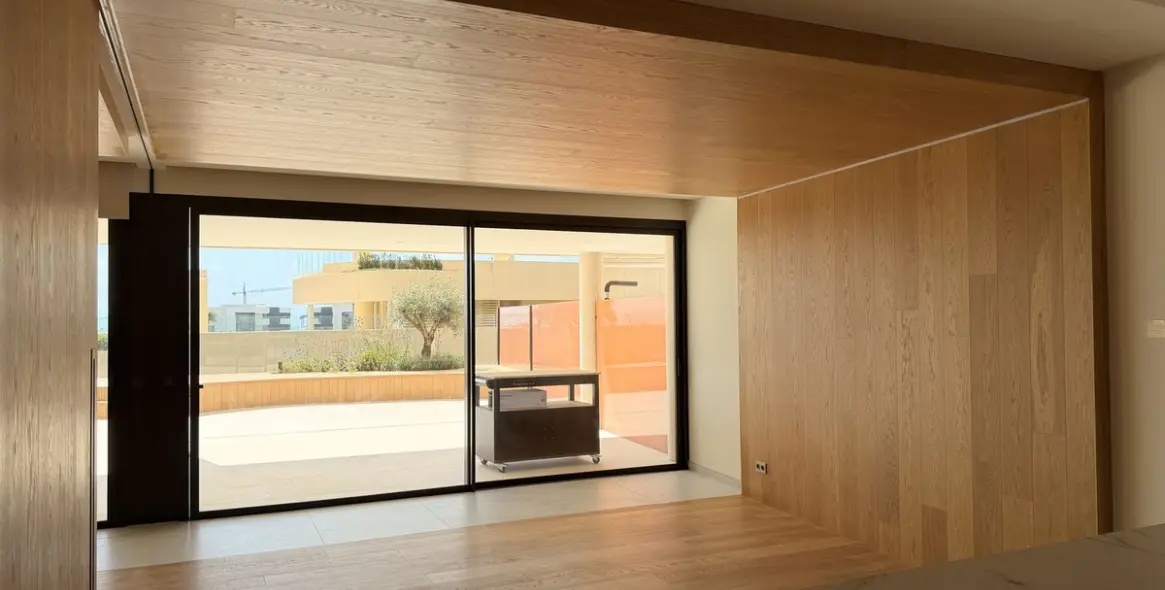 Sale of ground floor apartment in Higueron 13