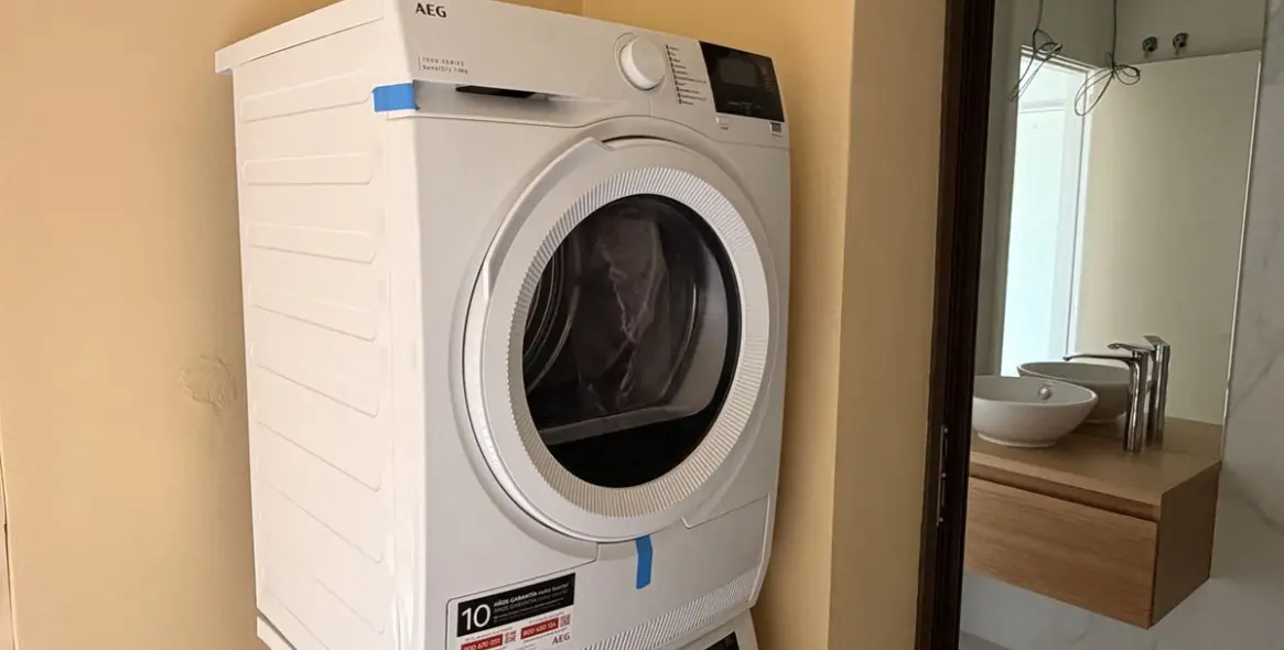 Sale of ground floor apartment in Higueron 19