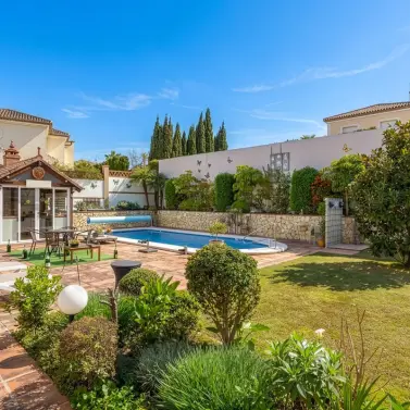 Venta de villa independiente en Coín