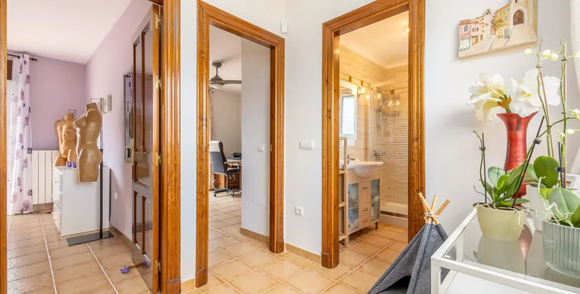 Venta de villa independiente en Coín 19