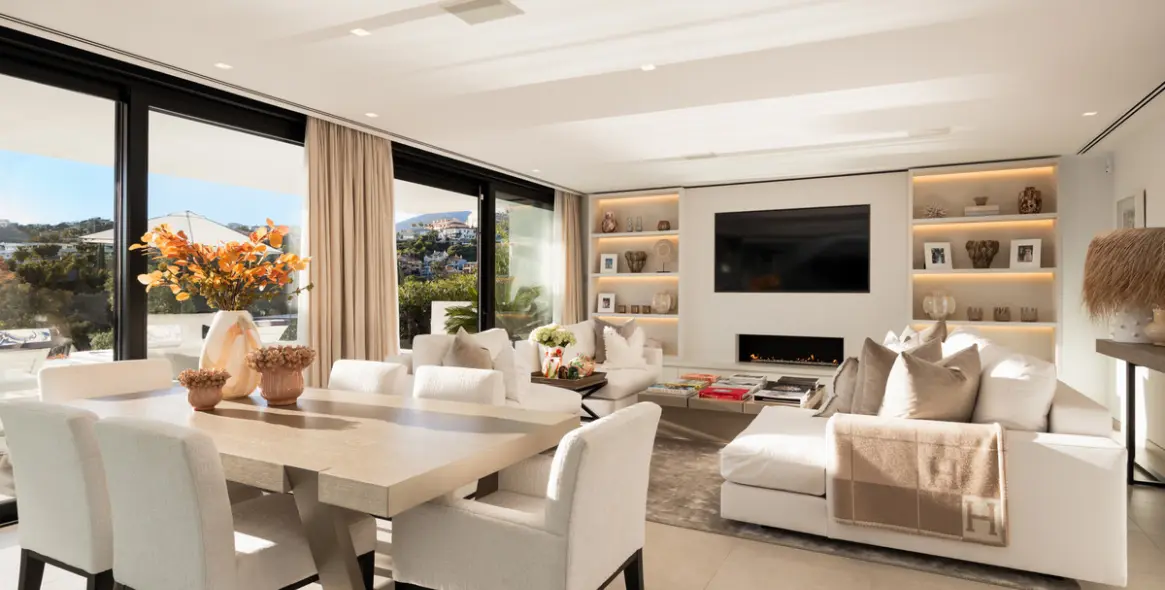 Sale of detached villa in Nueva Andalucía 2