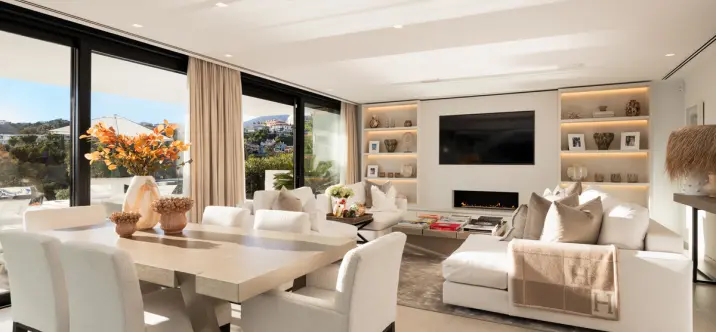 Venta de villa independiente en Nueva Andalucía 1