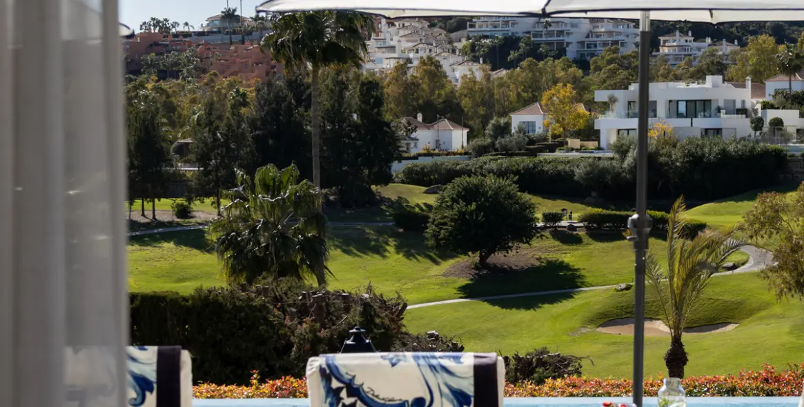 Sale of detached villa in Nueva Andalucía 27