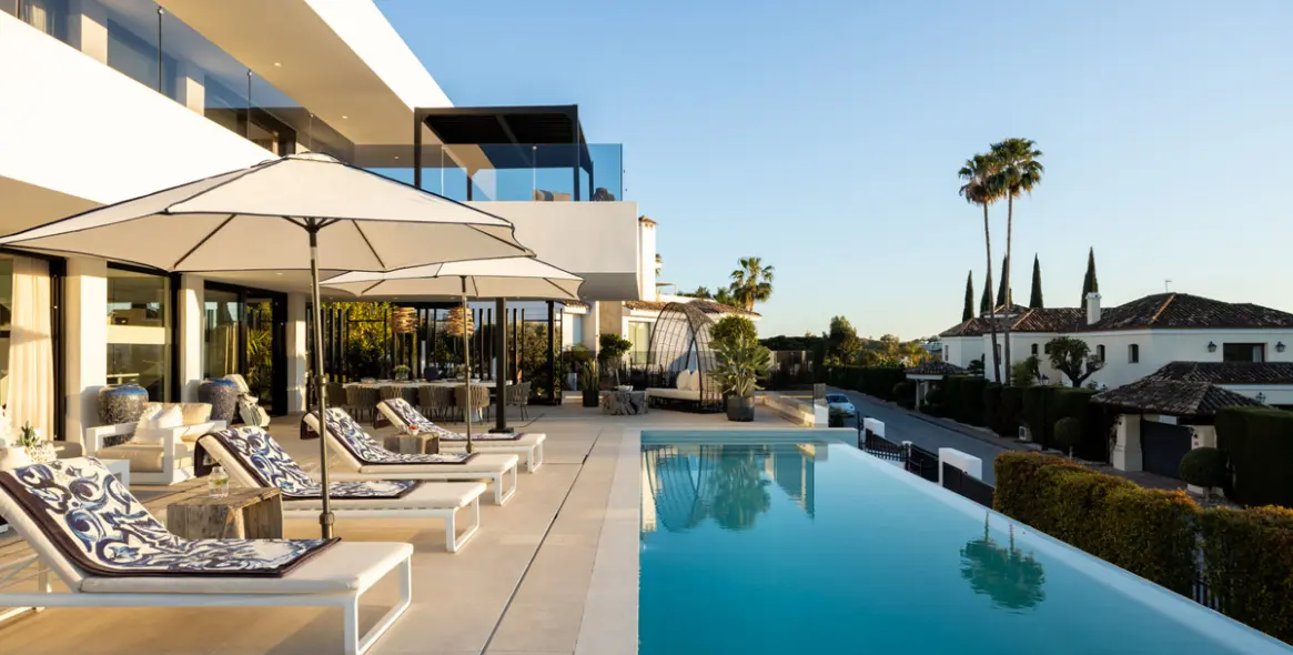 Sale of detached villa in Nueva Andalucía 29