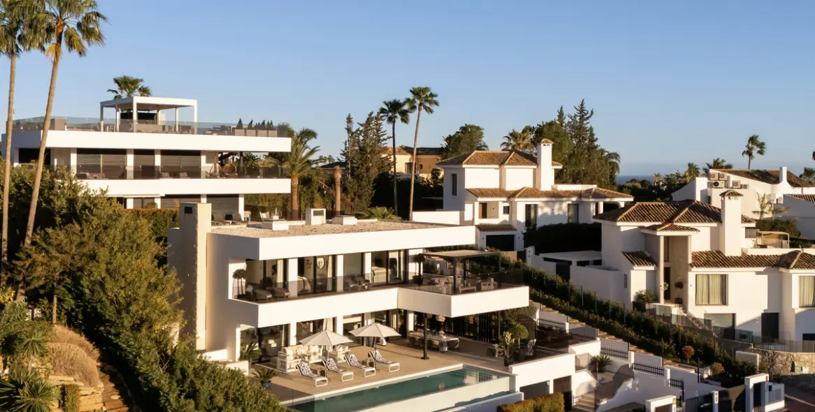 Sale of detached villa in Nueva Andalucía 31