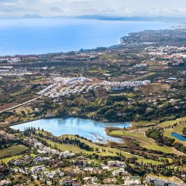 Sale of middle floor apartment in Los Flamingos