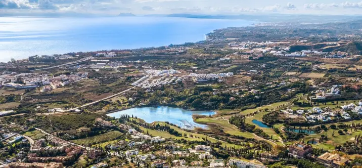 Sale of middle floor apartment in Los Flamingos 0