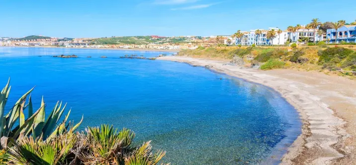 Sale of middle floor apartment in Los Flamingos 1