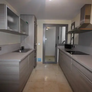 Sale of middle floor apartment in Los Flamingos