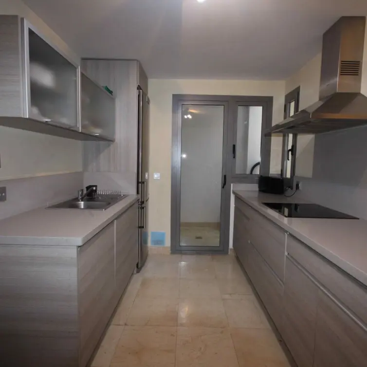 Sale of middle floor apartment in Los Flamingos