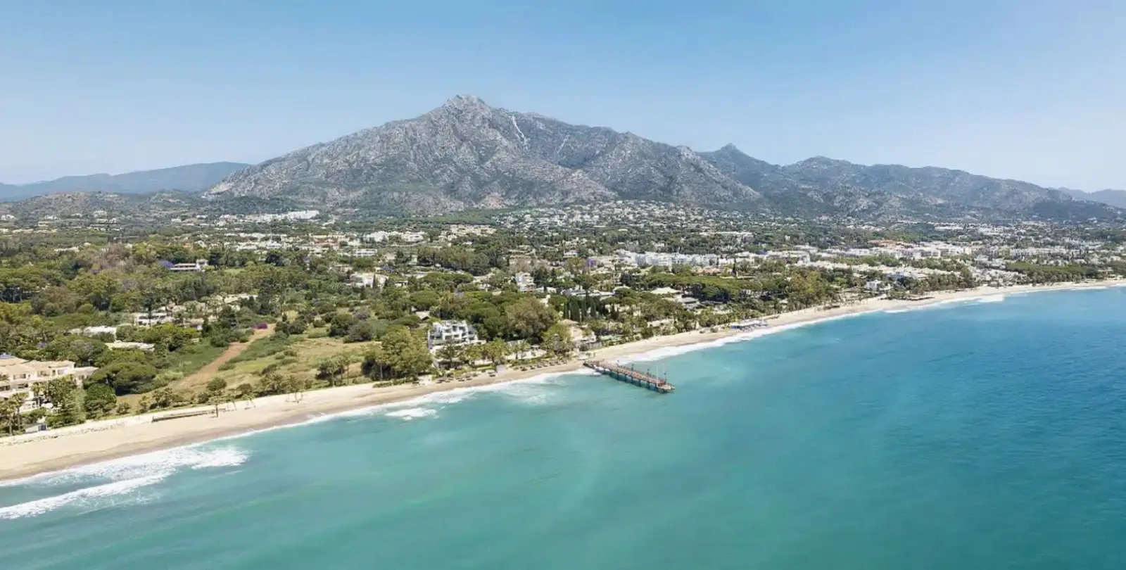 Sale of middle floor apartment in Los Flamingos 19