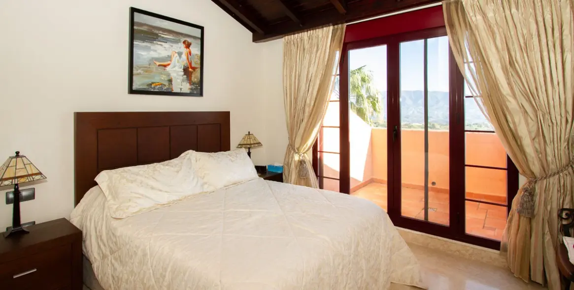 Venta de ático en La Mairena 14