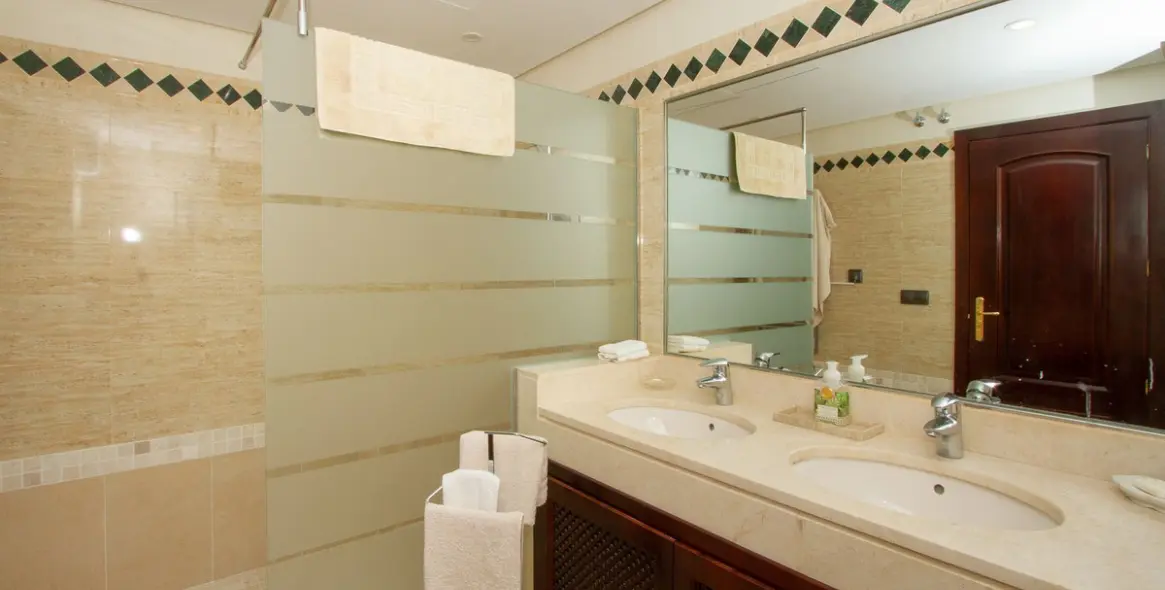 Venta de ático en La Mairena 17