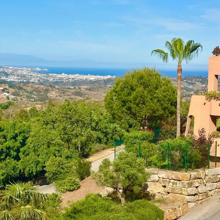 Sale of penthouse in La Mairena