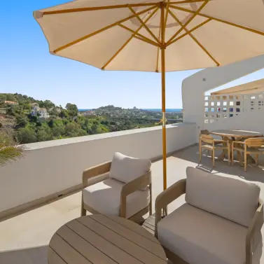 Sale of middle floor apartment in La Quinta
