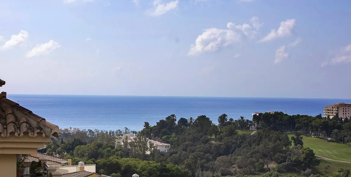 Venta de ático en Benalmadena 1