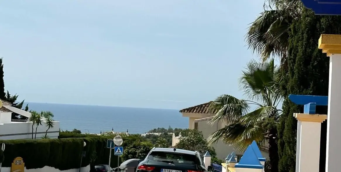 Venta de adosado en Calahonda 13