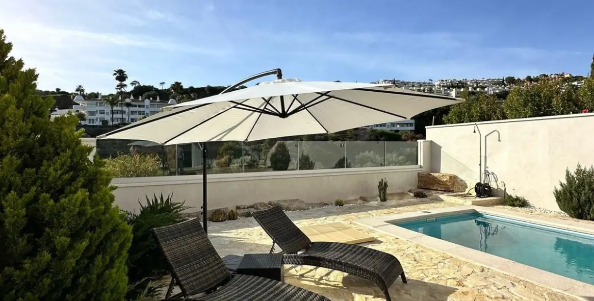 Venta de adosado en Calahonda 16