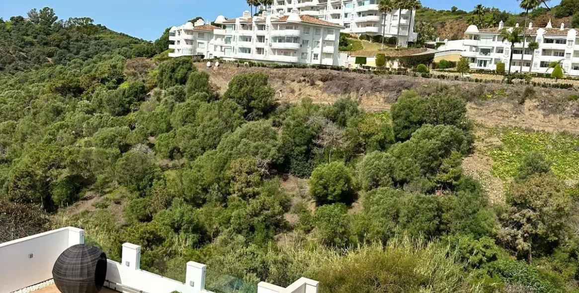 Venta de adosado en Calahonda 25