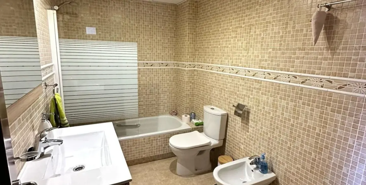 Venta de adosado en Calahonda 35