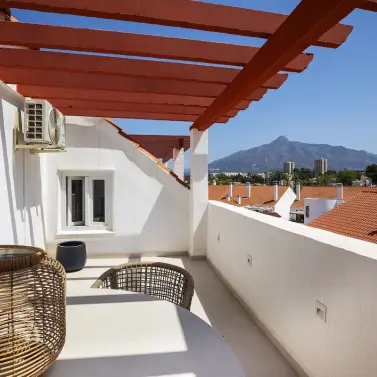 Venta de ático dúplex en Nueva Andalucía