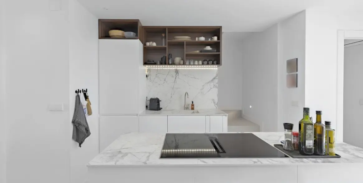 Venta de ático dúplex en Nueva Andalucía 7