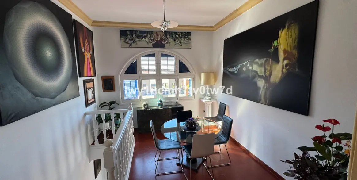 Venta de adosado en Malagueta 3