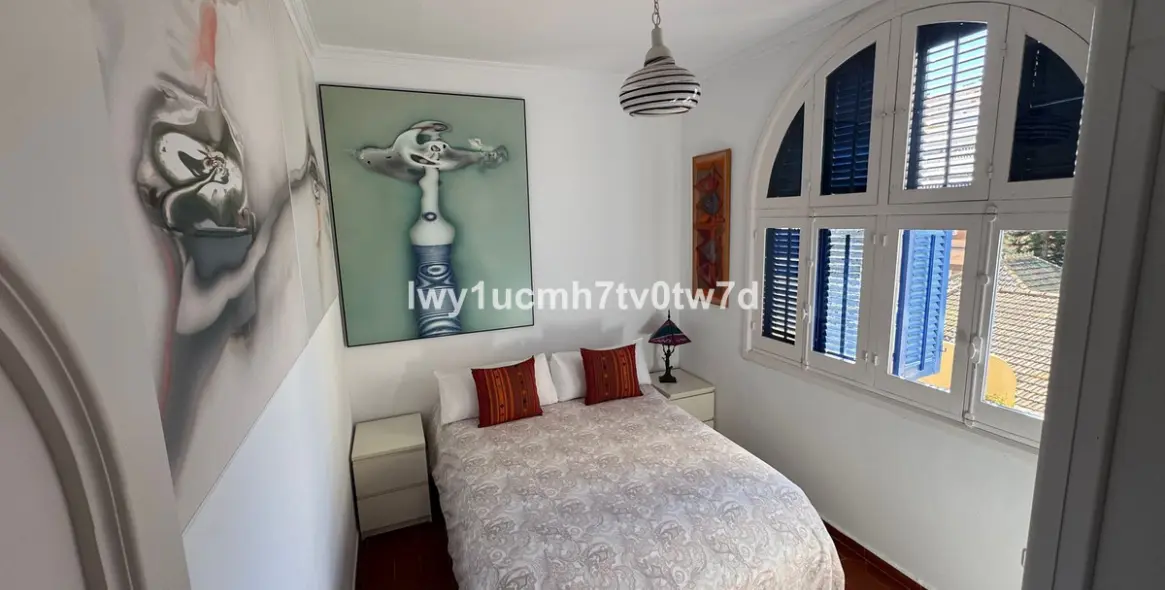 Venta de adosado en Malagueta 35