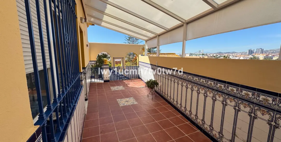 Venta de adosado en Malagueta 37