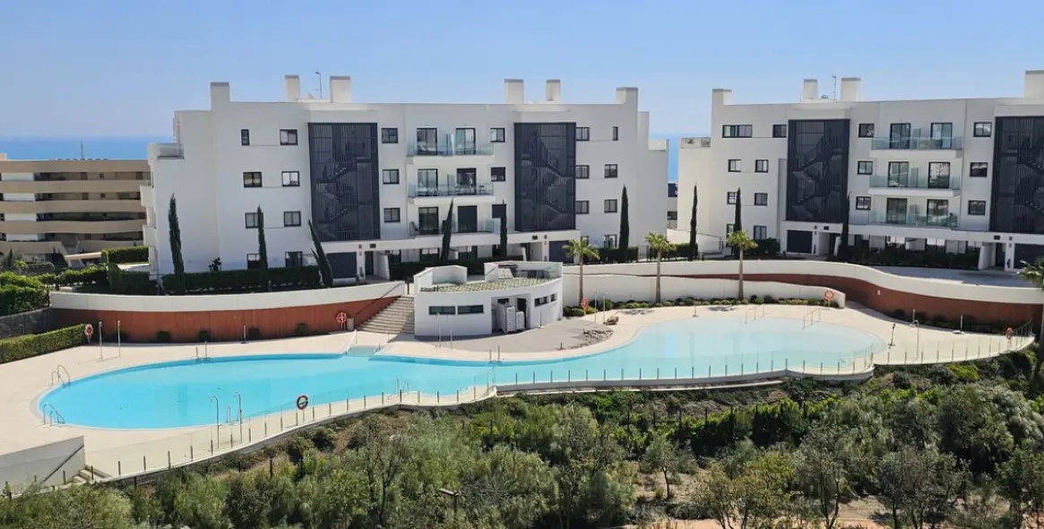 Venta de ático en Higueron 2