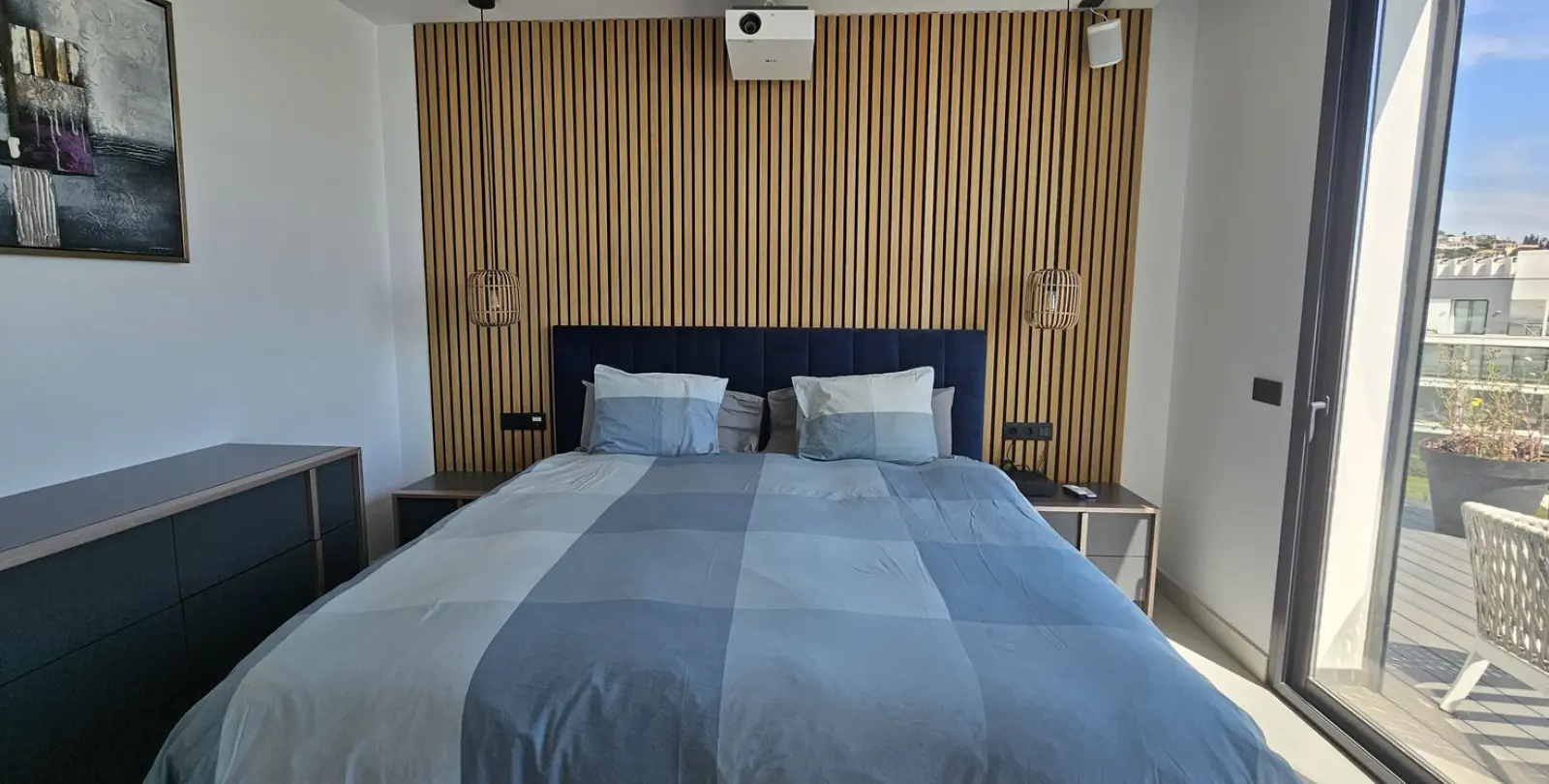 Sale of penthouse in Higueron 16