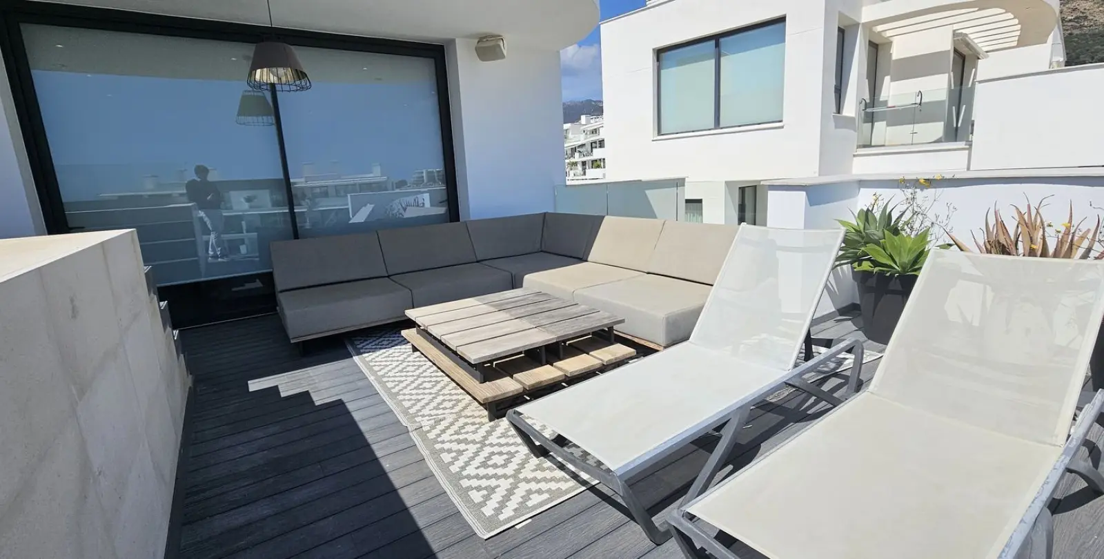 Sale of penthouse in Higueron 30