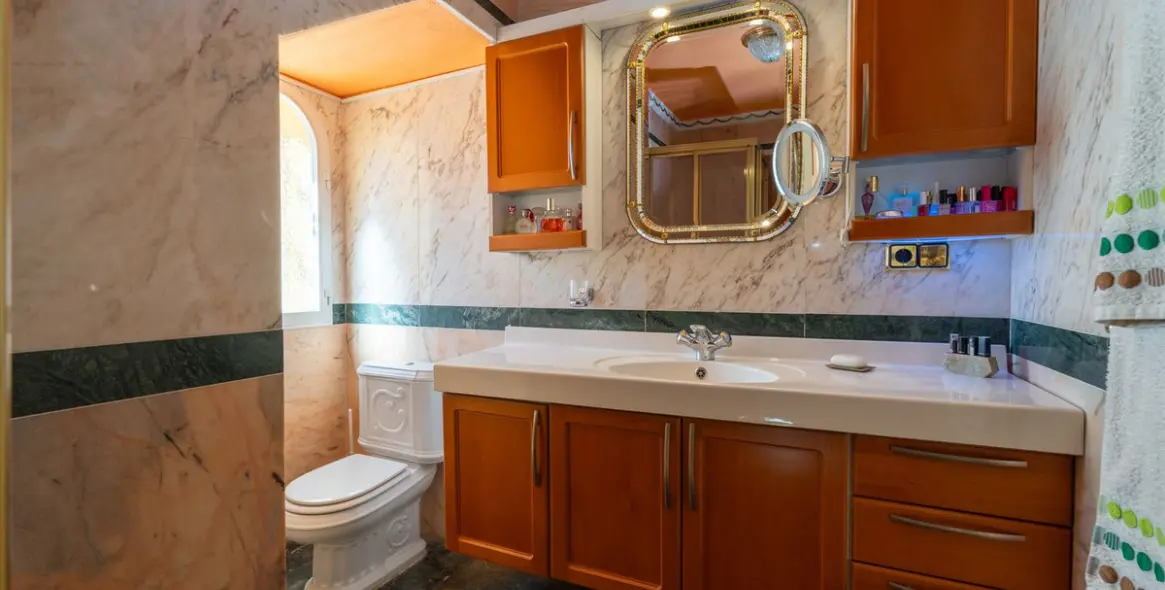 Venta de villa independiente en Torremuelle 33