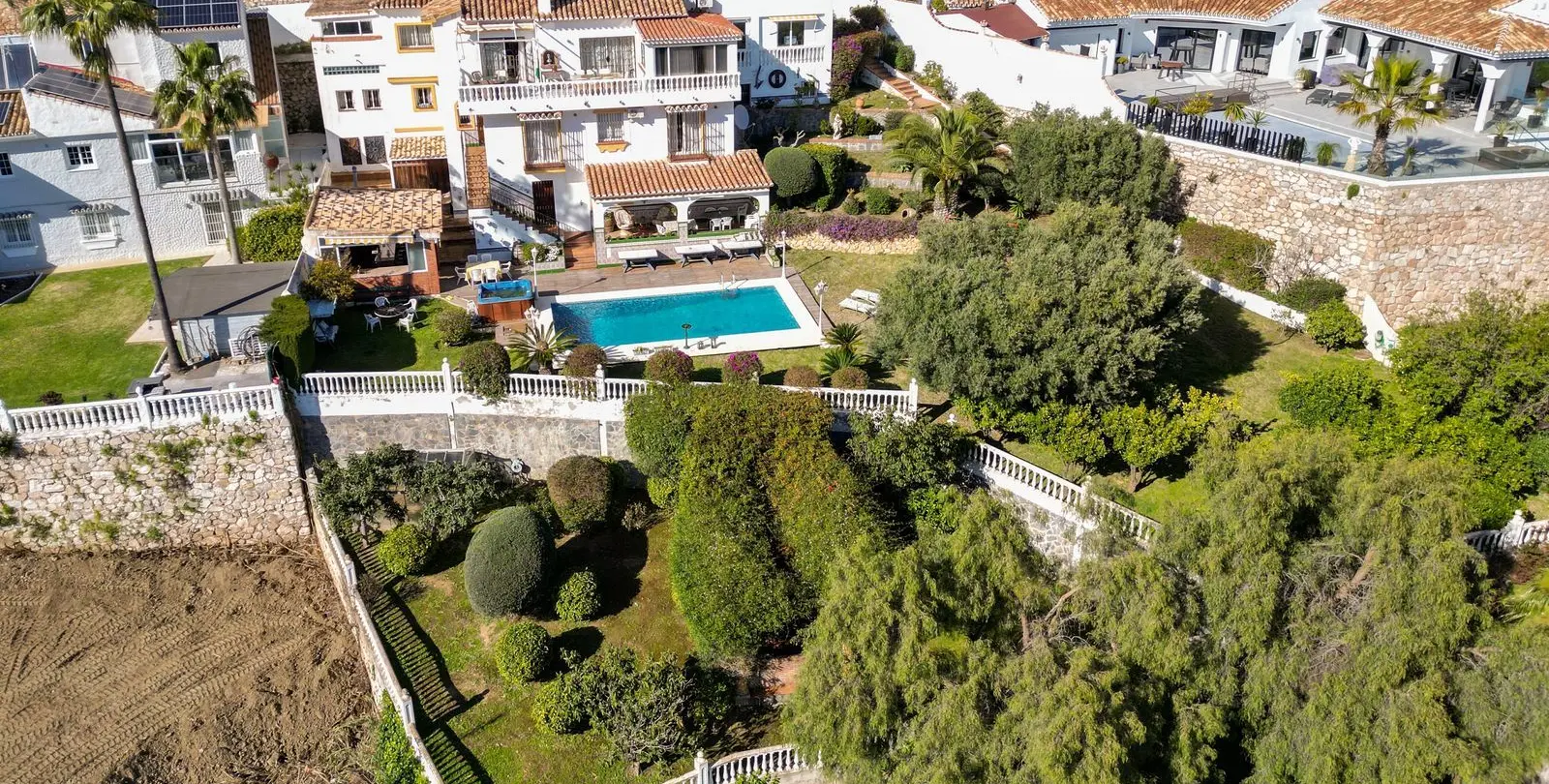 Sale of detached villa in Torremuelle 2