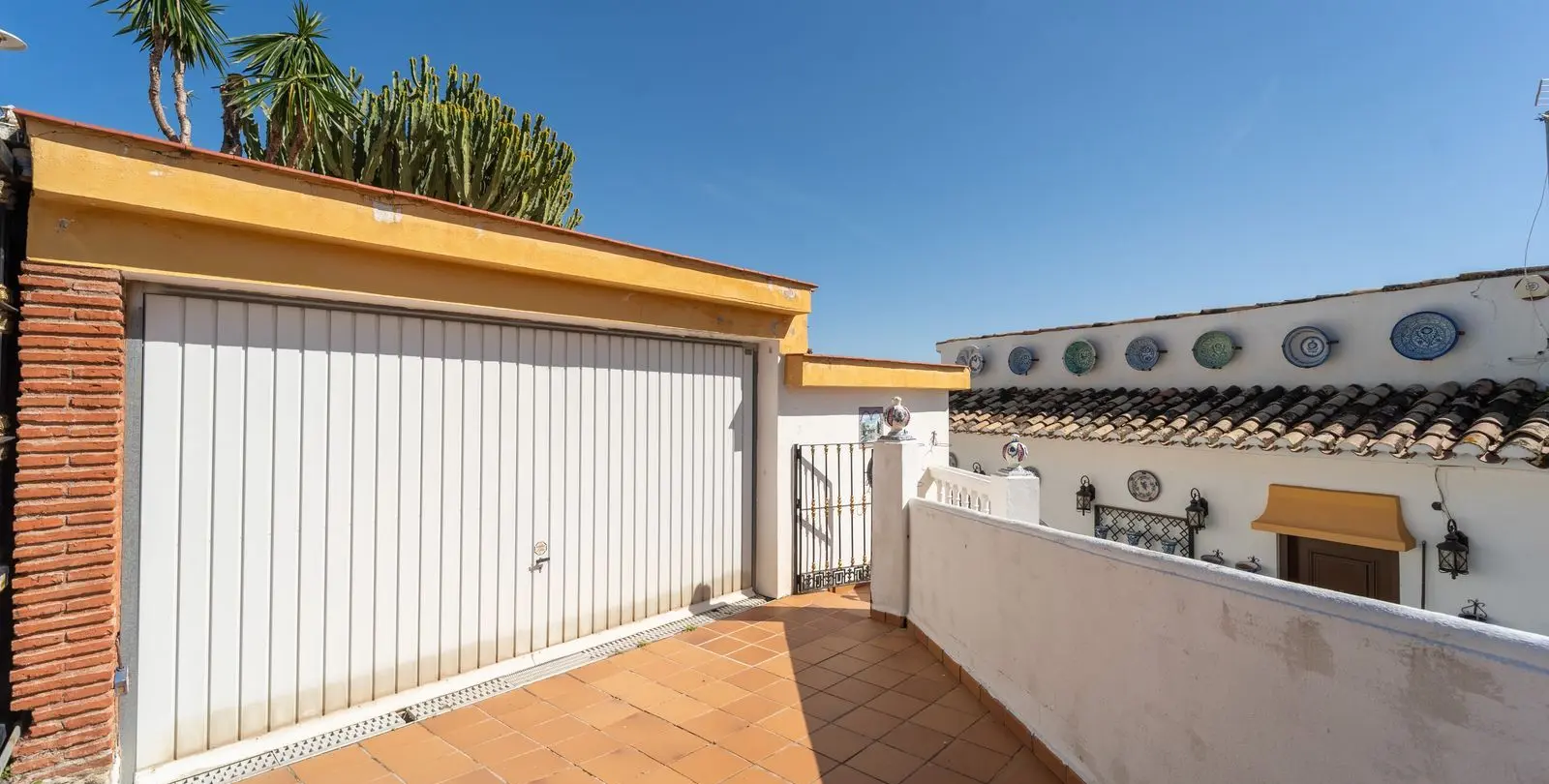 Sale of detached villa in Torremuelle 29