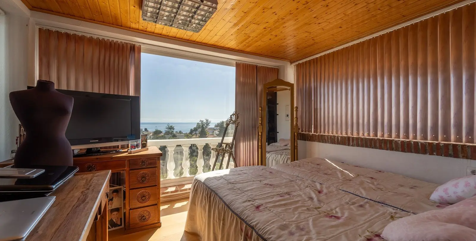 Sale of detached villa in Torremuelle 31