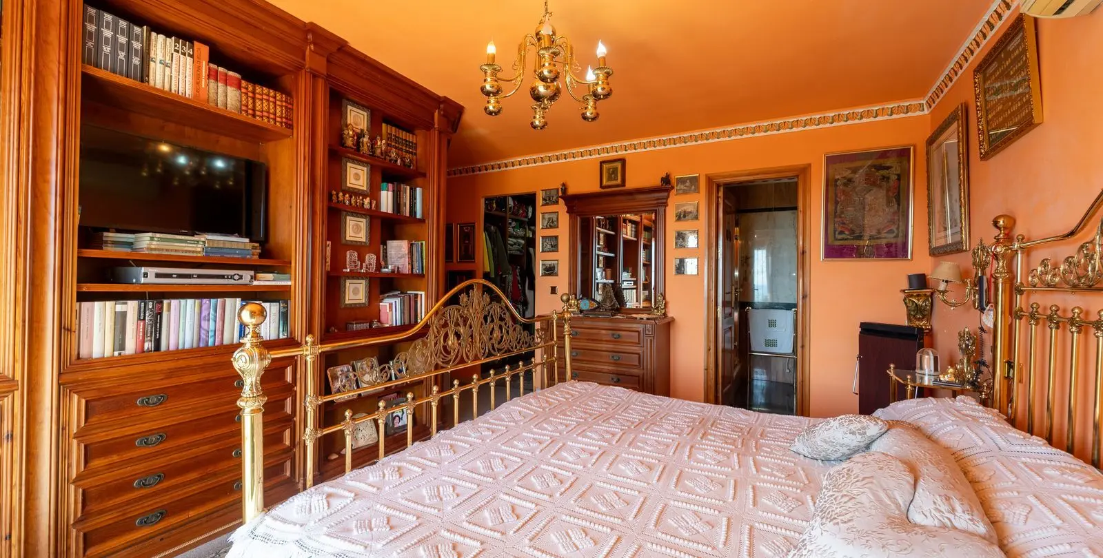 Sale of detached villa in Torremuelle 41