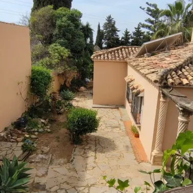 Venta de villa independiente en Río Real