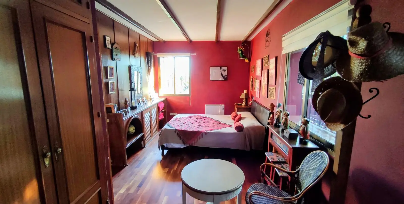 Sale of detached villa in Río Real 21